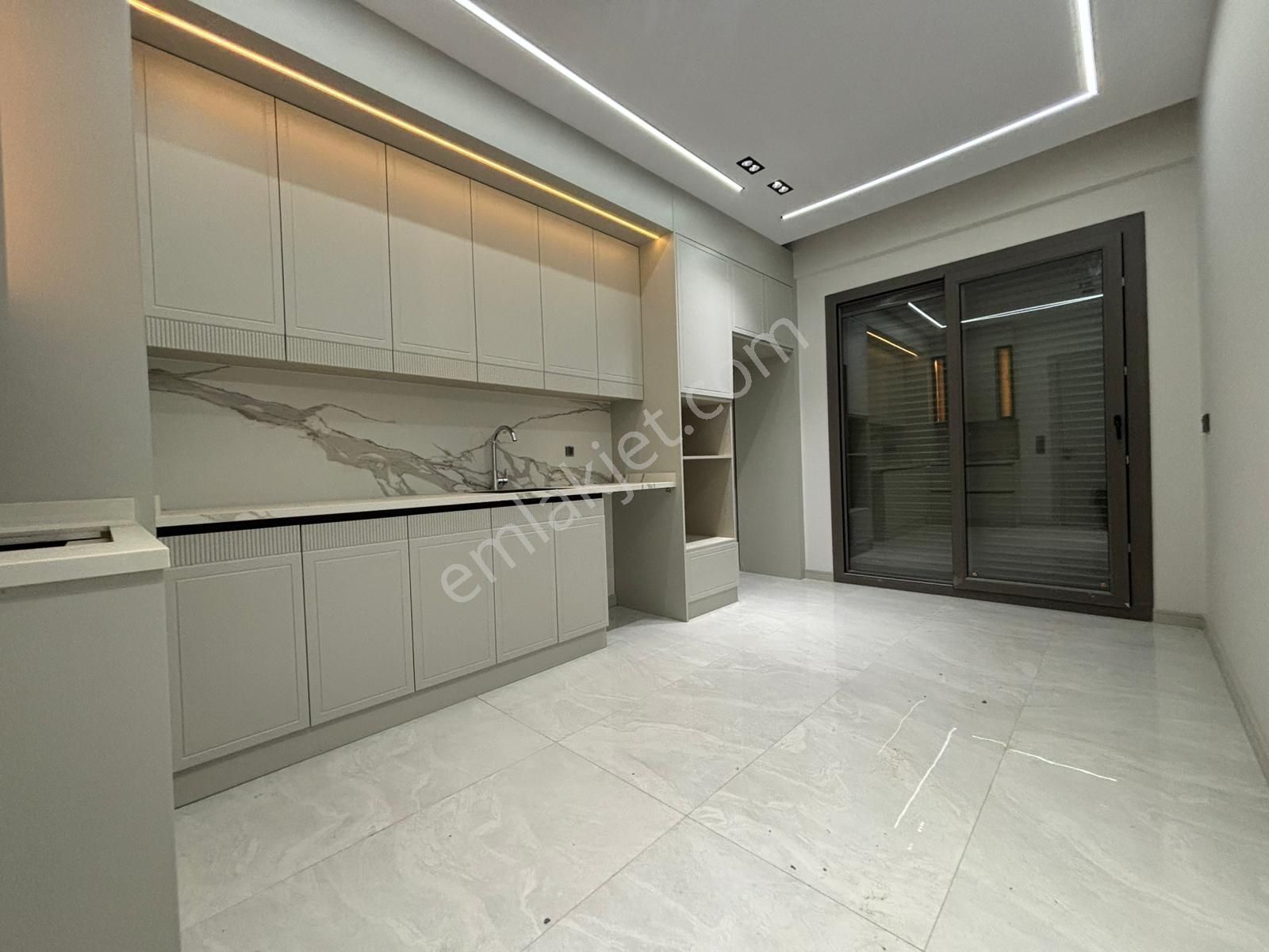 Demirler'den Şemikler'de Panjurlu 2+1 Satılık Daireler - Görsel 11