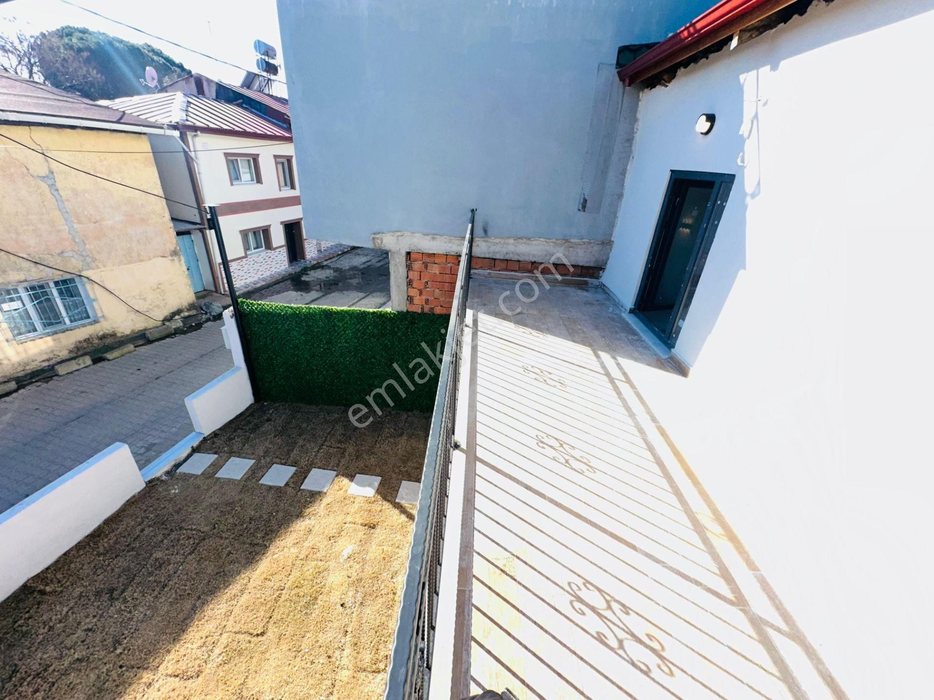 Kızılkeçili Köyün De 1+1 Teraslı Bahçeli Satılık Müstakil Ev - Görsel 24