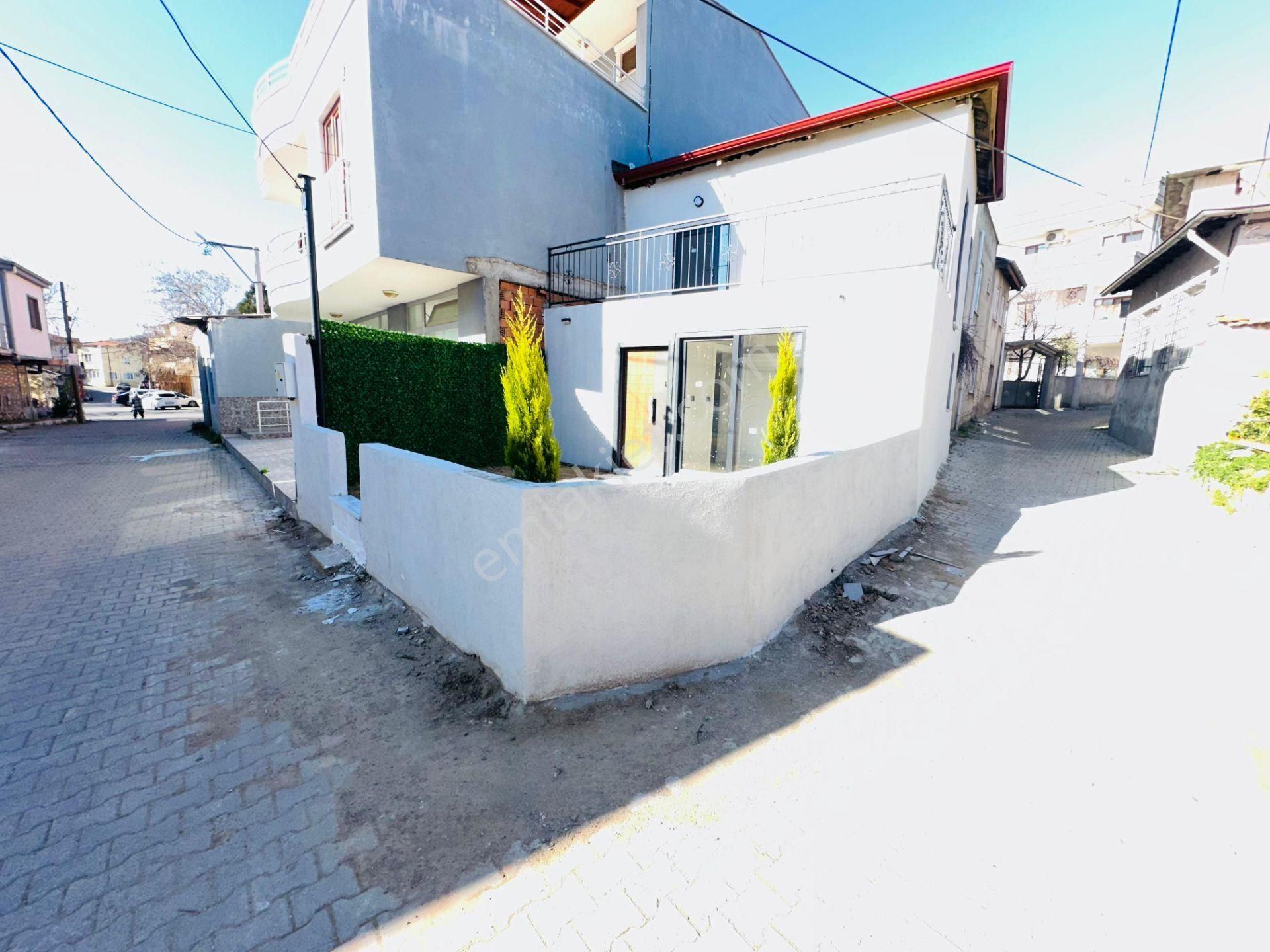 Kızılkeçili Köyün De 1+1 Teraslı Bahçeli Satılık Müstakil Ev - Görsel 2