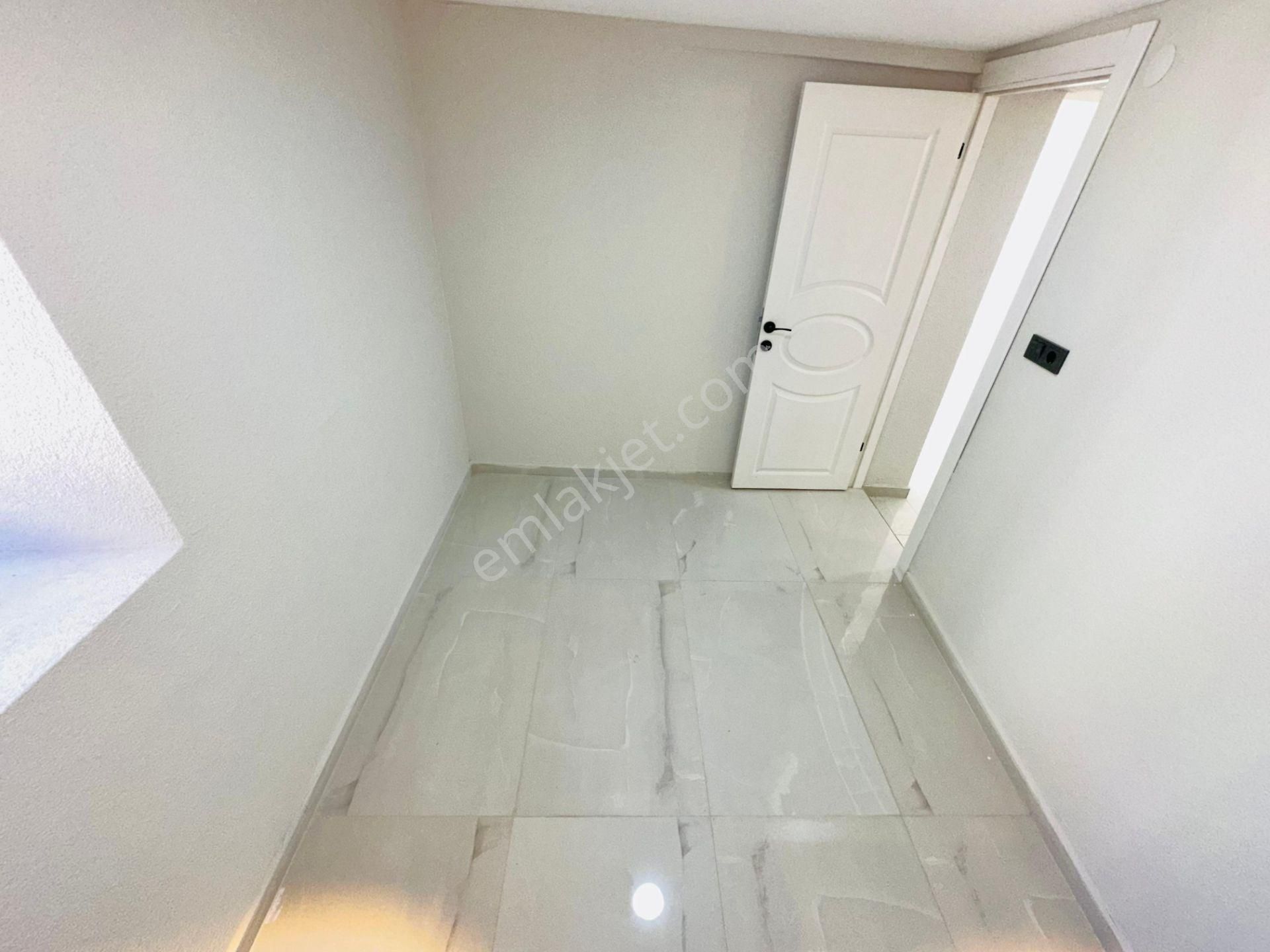 Kızılkeçili Köyün De 1+1 Teraslı Bahçeli Satılık Müstakil Ev - Görsel 10