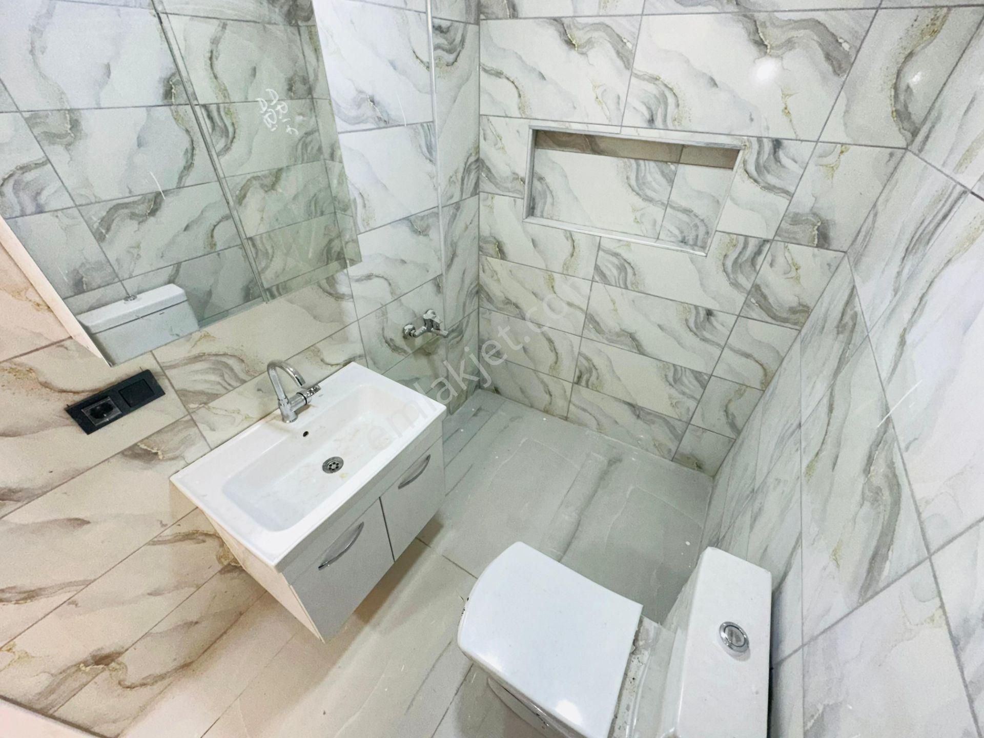 Kızılkeçili Köyün De 1+1 Teraslı Bahçeli Satılık Müstakil Ev - Görsel 15