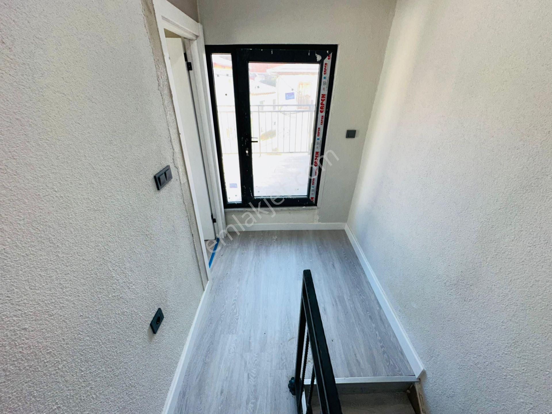 Kızılkeçili Köyün De 1+1 Teraslı Bahçeli Satılık Müstakil Ev - Görsel 18