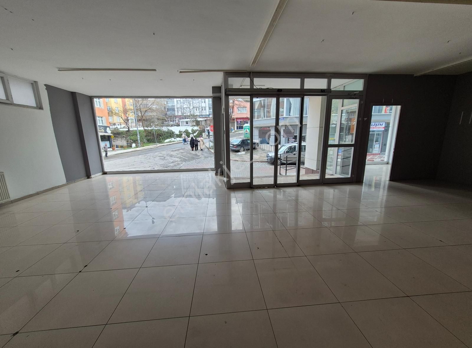 Cengiz Topel Caddesi Üzerinde Satılık 330 M2 İşyeri - Görsel 22