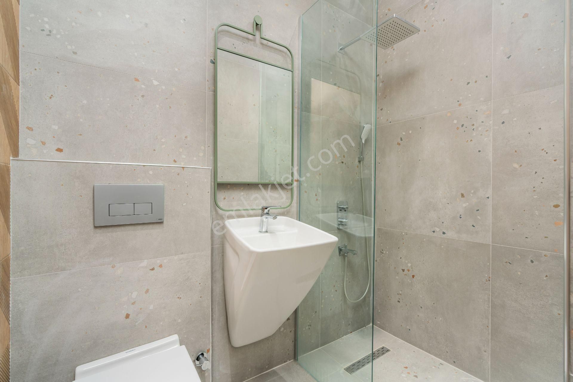 Antalya Lara Eski Lara Caddesinde Süper Lüks Deniz Manzaralı 3+1 - Görsel 26