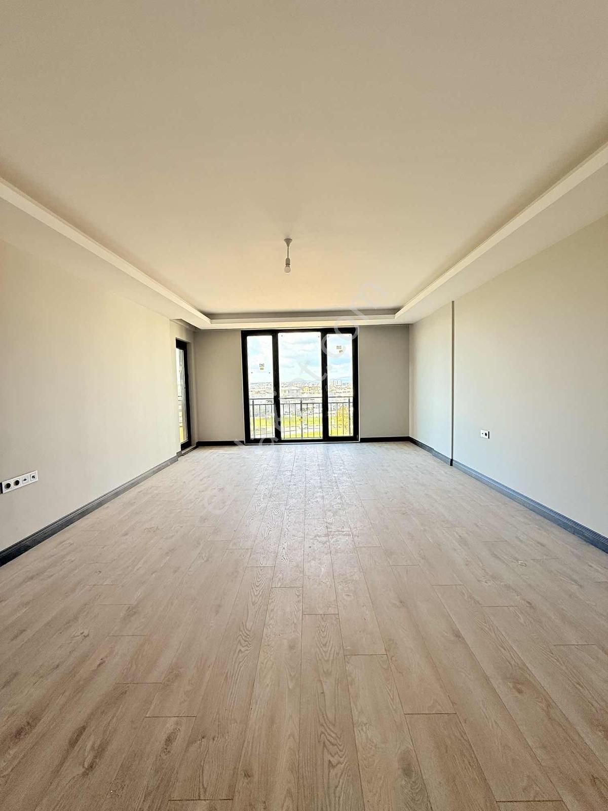 Üçevlerde Sıfır Bahçeli Otoparklı Büyük Lüks Satılık 3+1 Daire - Görsel 16