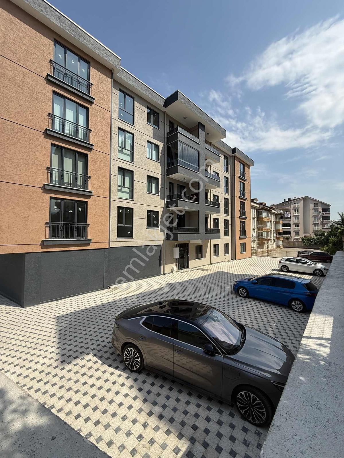 Üçevlerde Sıfır Site İçi Otoparklı Büyük Lüks Satılık 3+1 Daire - Görsel 9