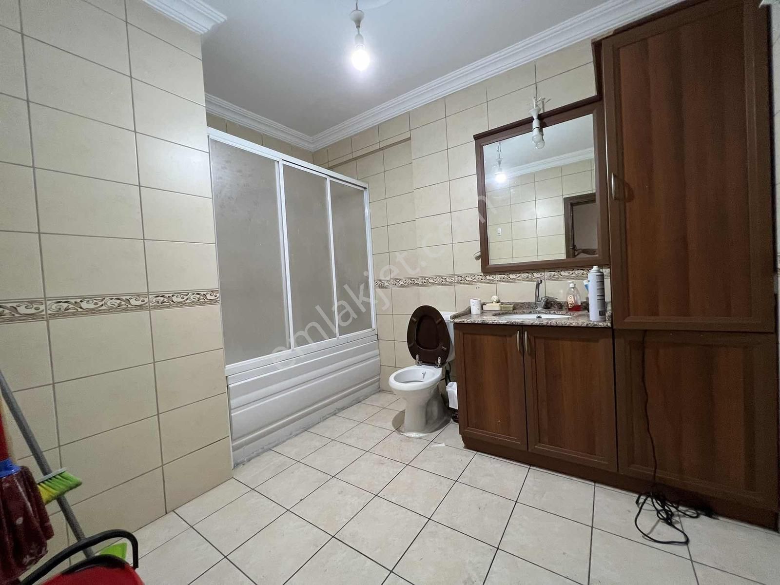 Bosna Bulvarında Cadde Üstünde Sitede Geniş 3+1 Satılık Daire - Görsel 10