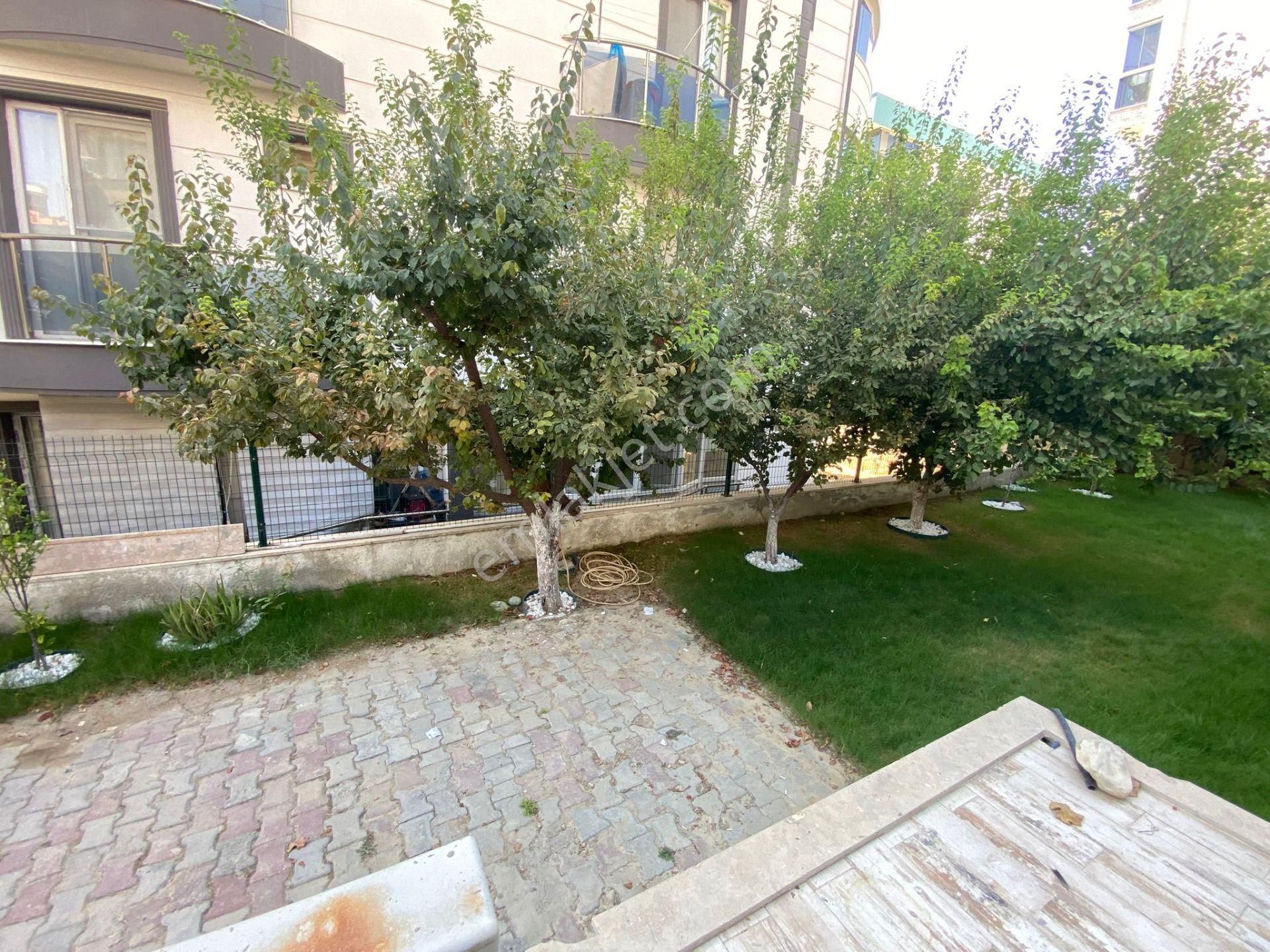 Kuşadası Havuzlu Site İçi 3+1 Müstakil Satılık Daire - Görsel 3