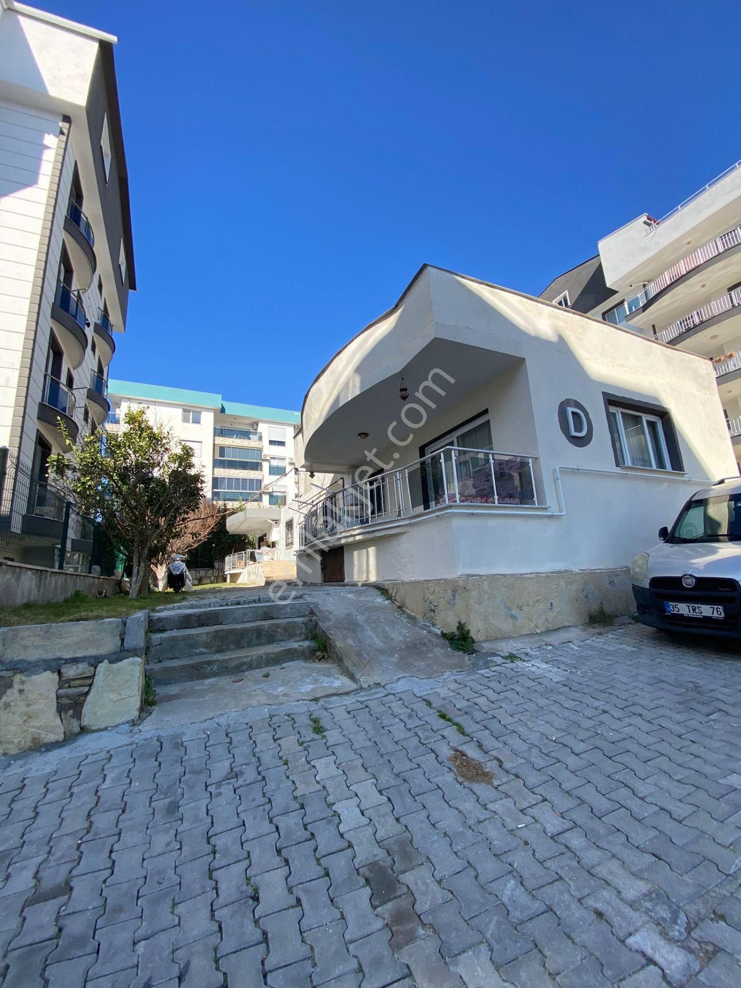 Kuşadası Havuzlu Site İçi 3+1 Müstakil Satılık Daire - Görsel 34