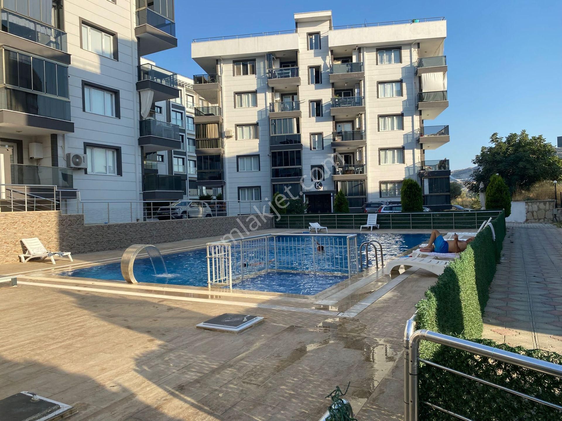 Kuşadası Havuzlu Site İçi 3+1 Müstakil Satılık Daire - Görsel 9