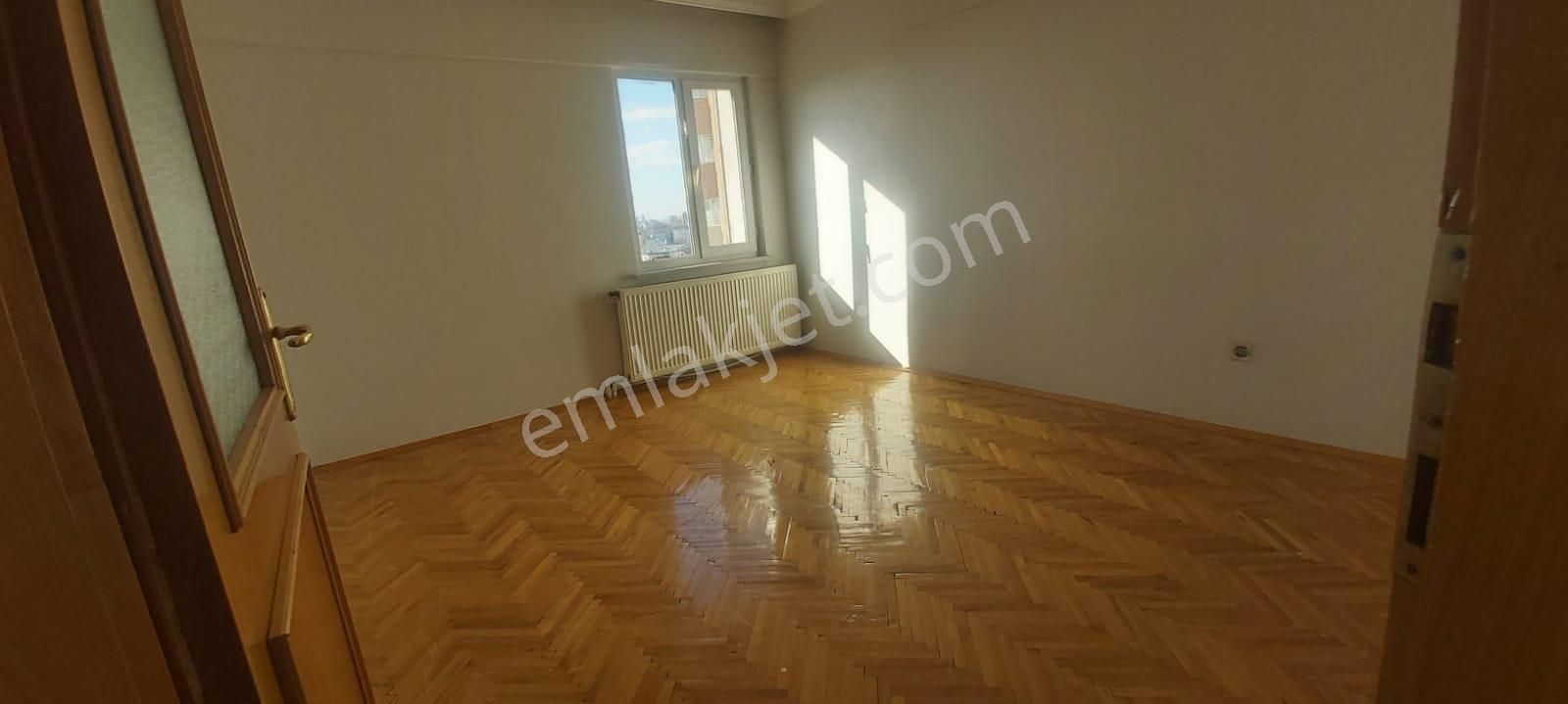 Kartal Hüriyet Mah Site İçinde Kiralık 3+1 Deniz Manzaralı - Görsel 13