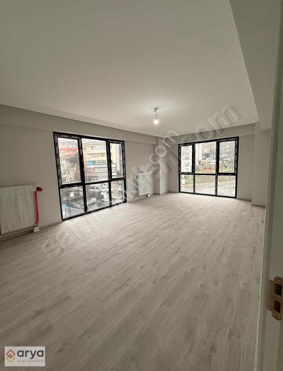 Pendik Aras Cadde Projesinde 3+1 Sıfır Arakat Satılık Daire