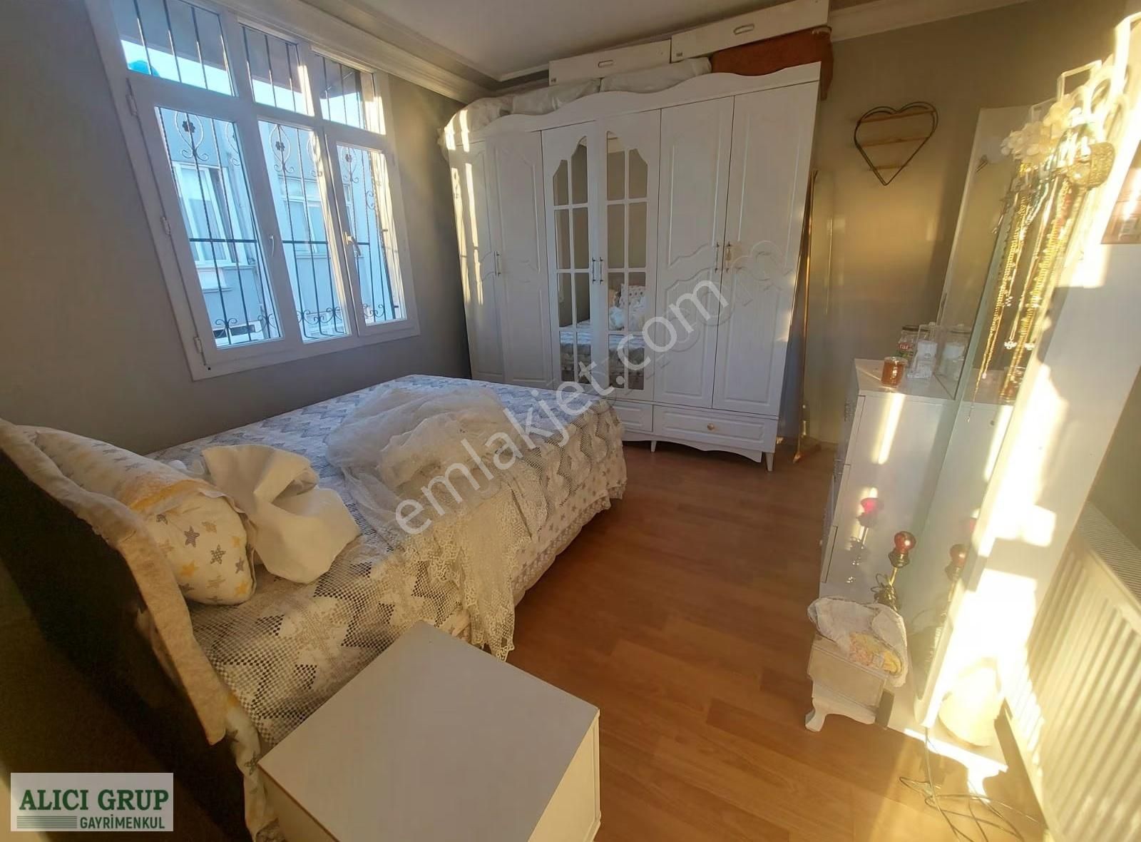 Ptt Evleri 3+1 Kapalı Mutfak Geniş Oturum En Merkezi Yerde. - Görsel 2