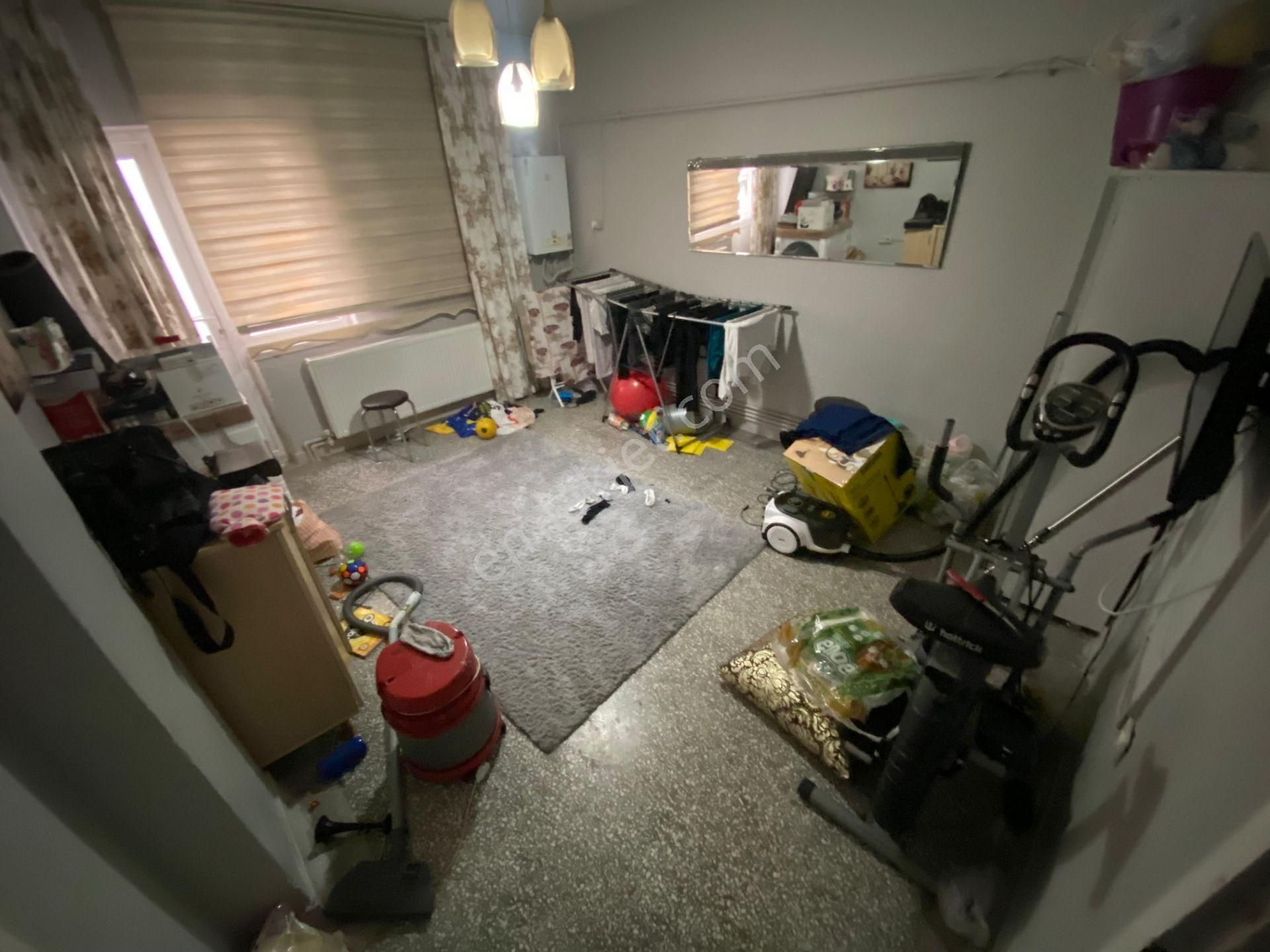 Pınarbaşı Mah Beşiktaş Sokakta 3+1 Orta Kat Geniş Satılık Daire - Görsel 15