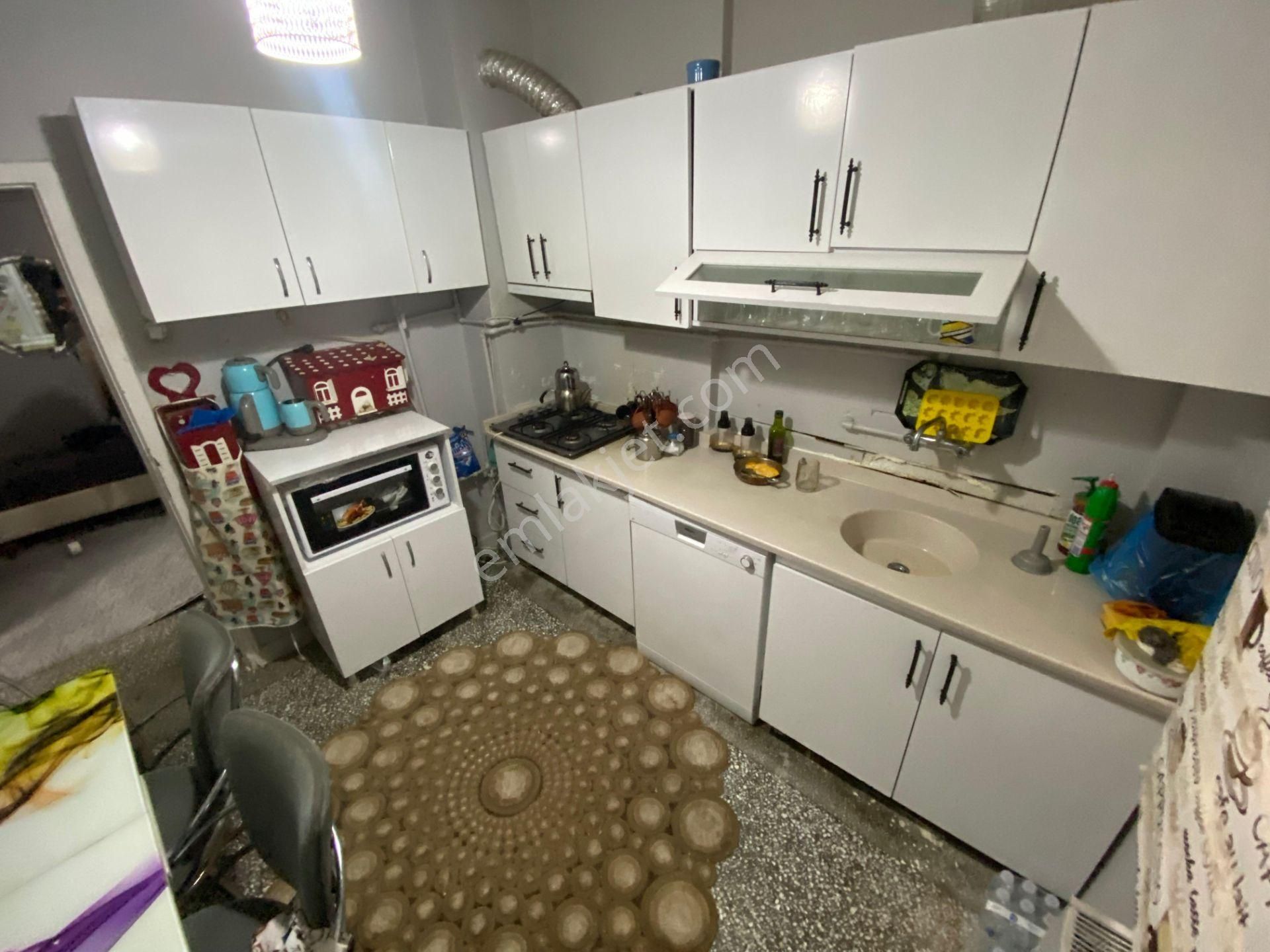 Pınarbaşı Mah Beşiktaş Sokakta 3+1 Orta Kat Geniş Satılık Daire - Görsel 14