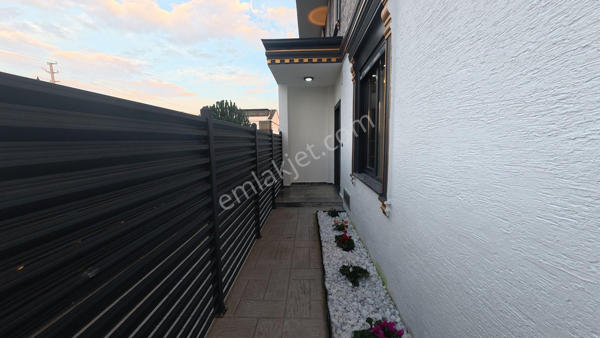 Sakarya Kocaalide Müstakil Havuz Ve Bahçe Kullanımlı Villa!!! - Görsel 7