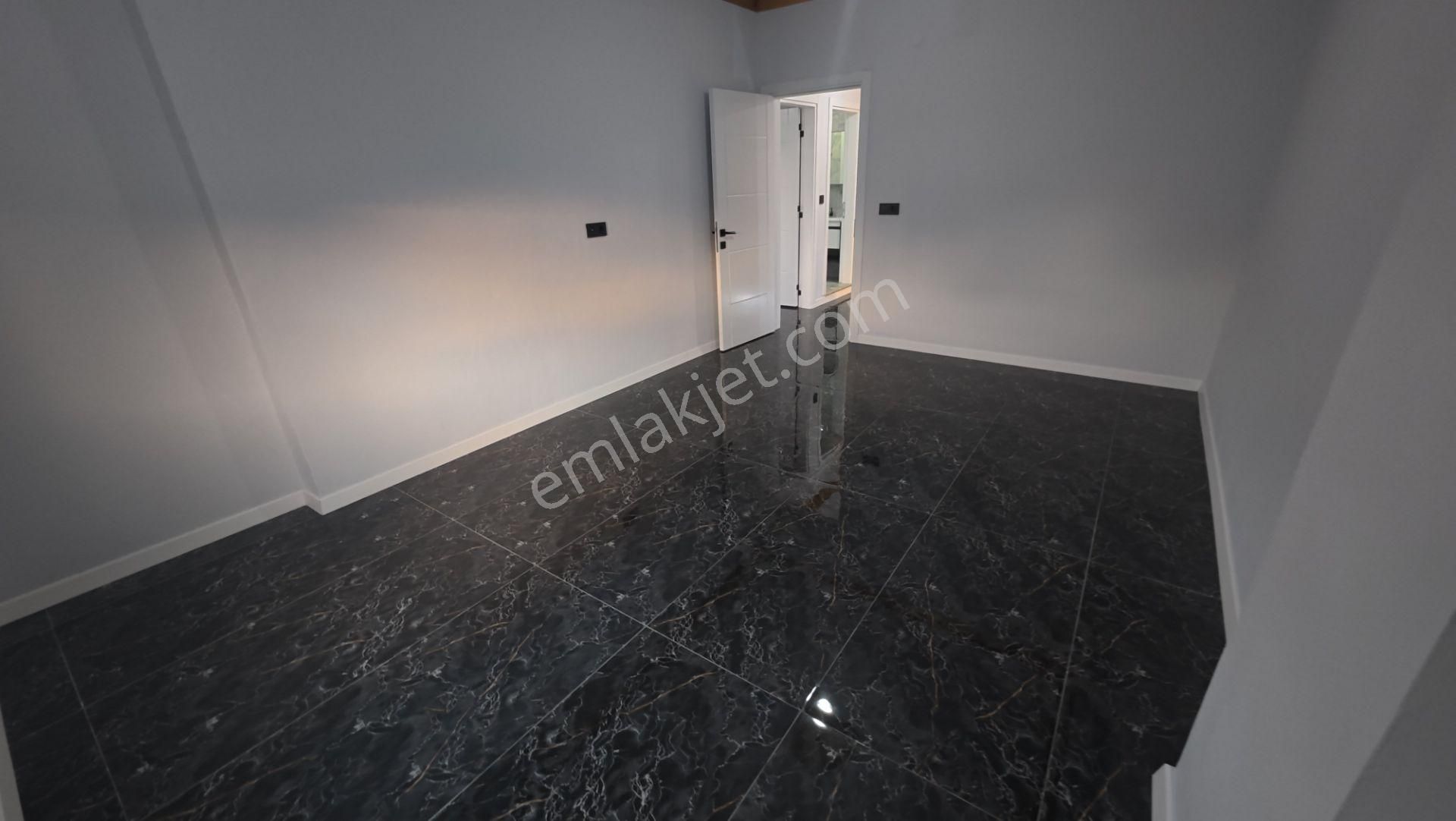 Sakarya Kocaalide Müstakil Havuz Ve Bahçe Kullanımlı Villa!!! - Görsel 18