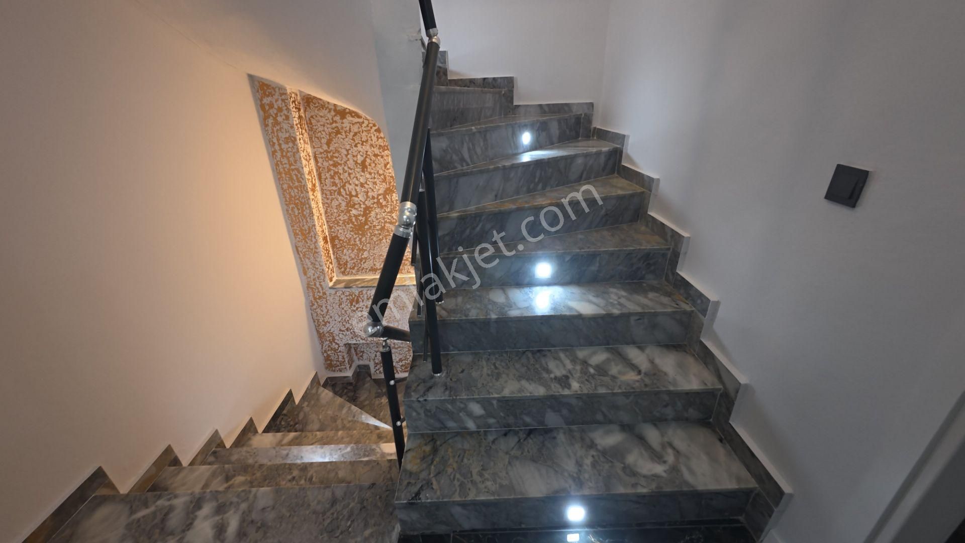 Sakarya Kocaalide Müstakil Havuz Ve Bahçe Kullanımlı Villa!!! - Görsel 22