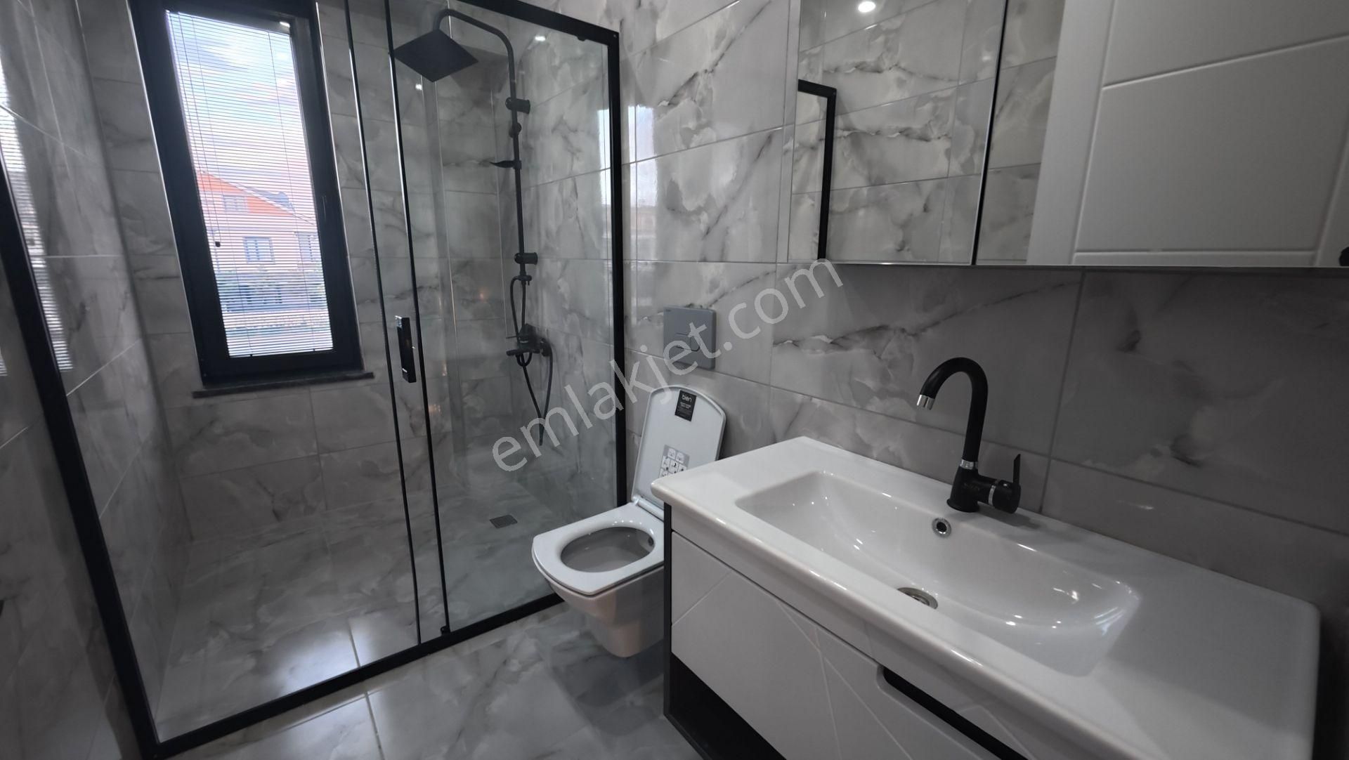 Sakarya Kocaalide Müstakil Havuz Ve Bahçe Kullanımlı Villa!!! - Görsel 16