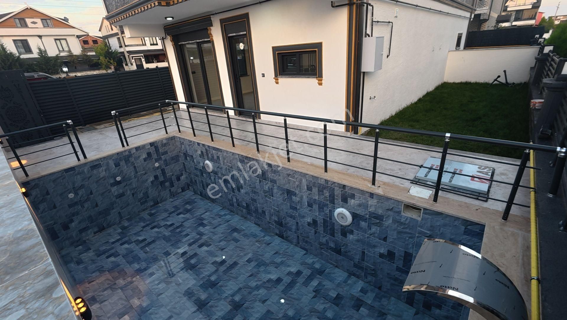 Sakarya Kocaalide Müstakil Havuz Ve Bahçe Kullanımlı Villa!!! - Görsel 4