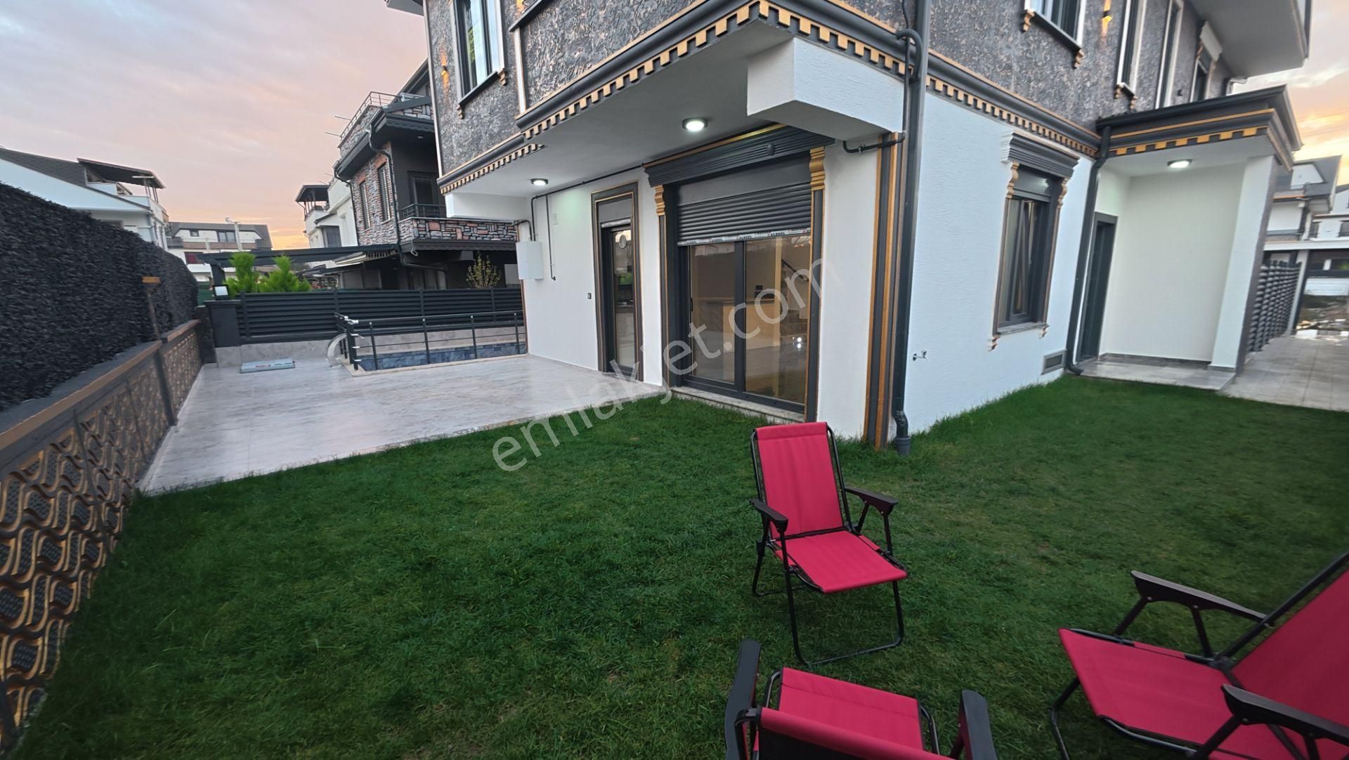 Sakarya Kocaalide Müstakil Havuz Ve Bahçe Kullanımlı Villa!!! - Görsel 35