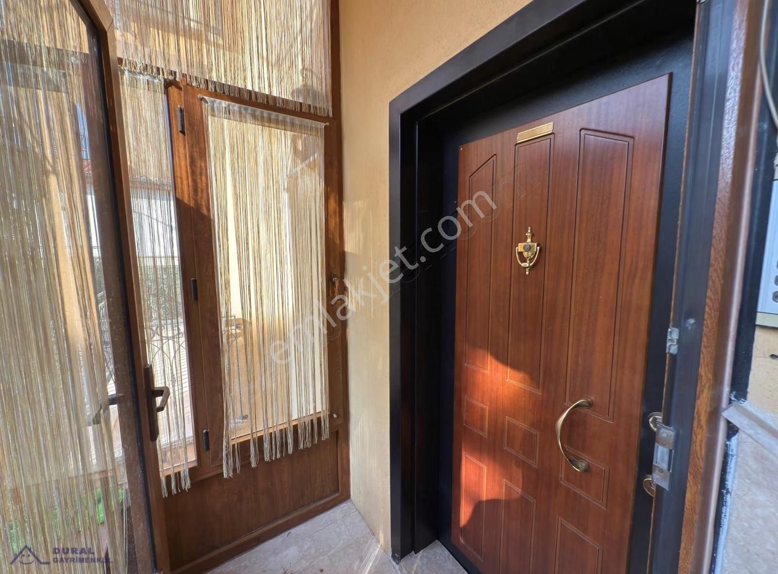 Dur-al'dan Kınıklı Kampüste Komple Kiralık Müstakil Villa - Görsel 2