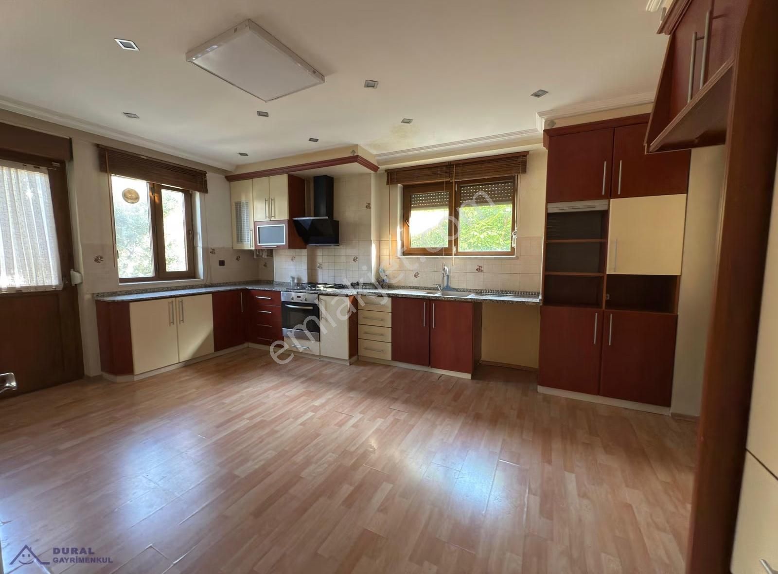 Dur-al'dan Kınıklı Kampüste Komple Kiralık Müstakil Villa - Görsel 17