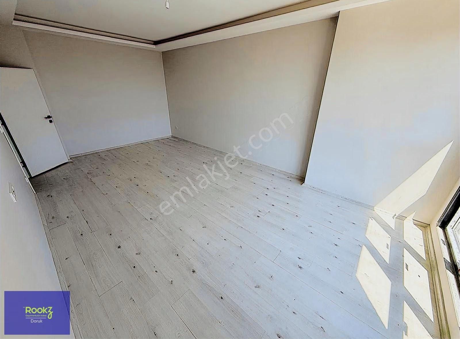 Rookzdoruk'dan Metroya Yakın Geniş 3+1 Luks Site İçinde Daire - Görsel 22