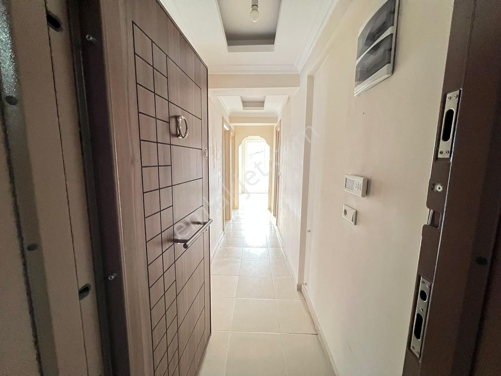 Bozyaka Cadde Yakını Otoparklı Yeni Binada Arakat 2+1 Satılık - Görsel 21