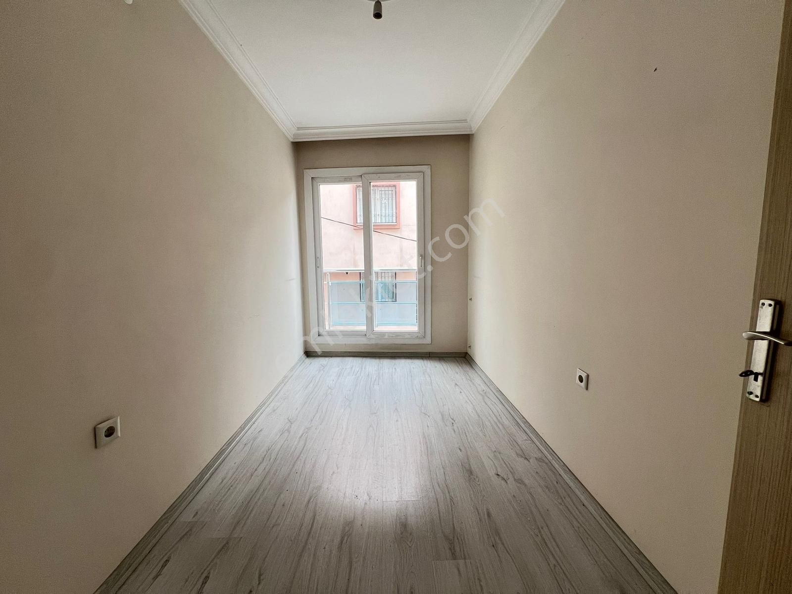 Bozyaka Cadde Yakını Otoparklı Yeni Binada Arakat 2+1 Satılık - Görsel 12