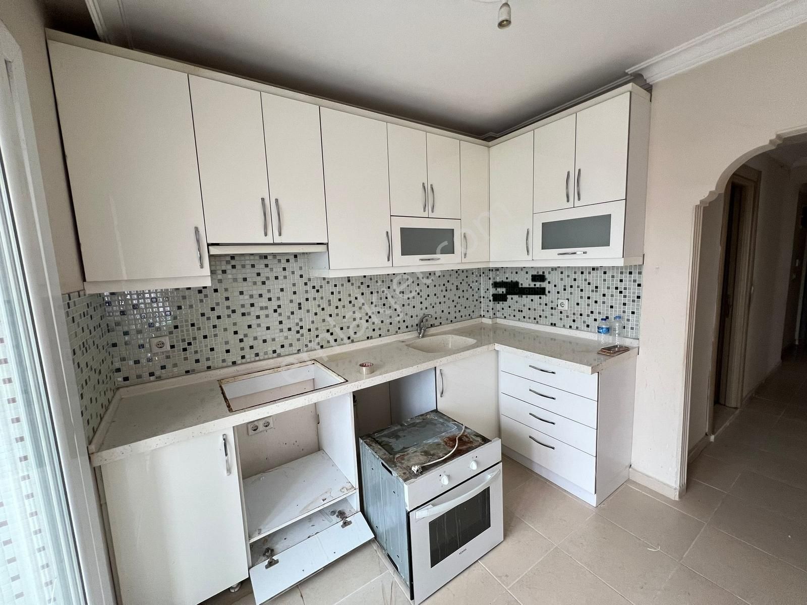 Bozyaka Cadde Yakını Otoparklı Yeni Binada Arakat 2+1 Satılık - Görsel 22