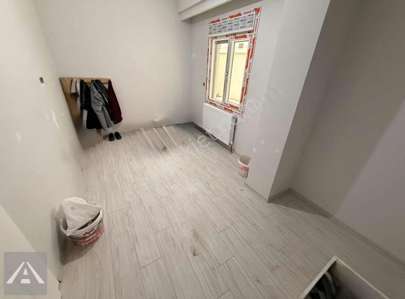 Küçükyalı Sahil'de Sıfır Bahçe Kullanımlı Geniş M2 3+1! - Görsel 6