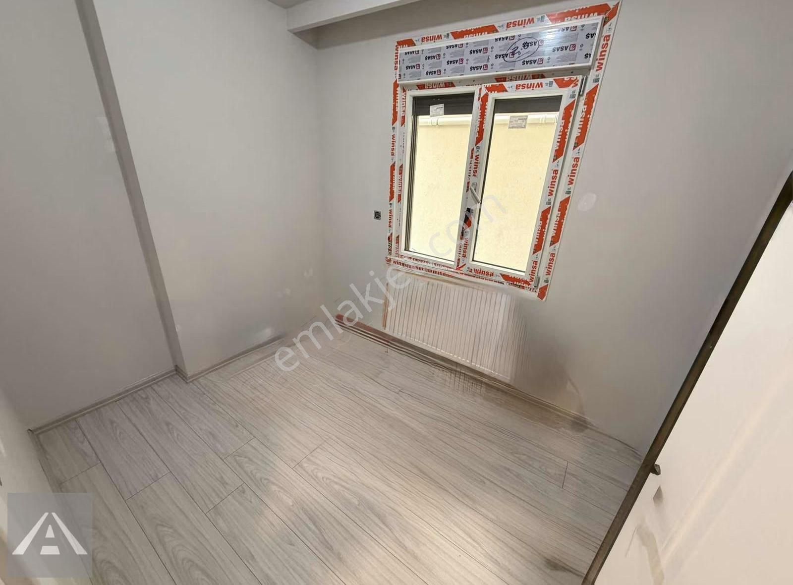 Küçükyalı Sahil'de Sıfır Bahçe Kullanımlı Geniş M2 3+1! - Görsel 5