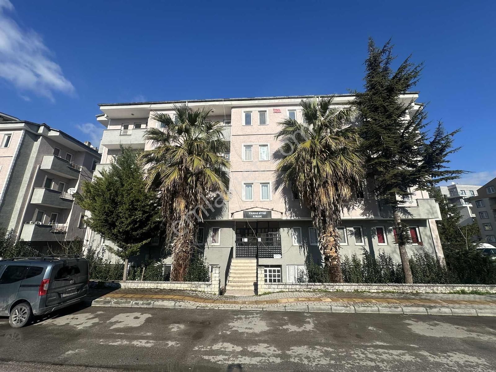 Gm Den Görüklede Aile Binasında 2+1 Çift Balkon Satılık Daire