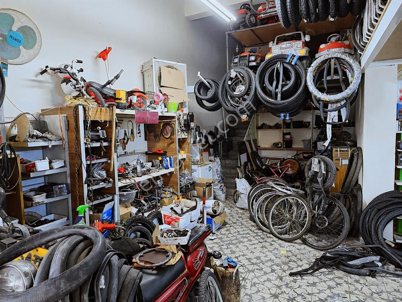 Şentürk Gayrimenkul | İşlek Mevkii'de Batarkatlı | Yatırımlık - Görsel 6