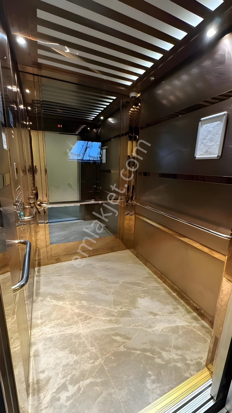 Orta Nokta Dan E5 Te Empaıre Rezıdans Ta 2+1 Denız Manzaralı - Görsel 3