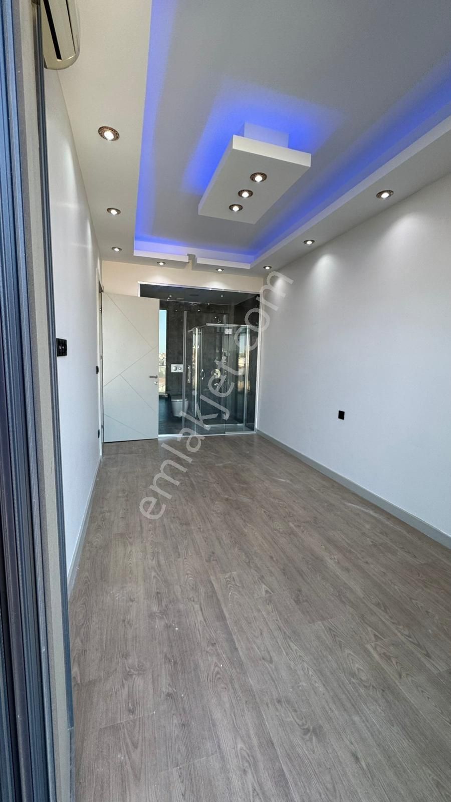 Orta Nokta Dan E5 Te Empaıre Rezıdans Ta 2+1 Denız Manzaralı - Görsel 4