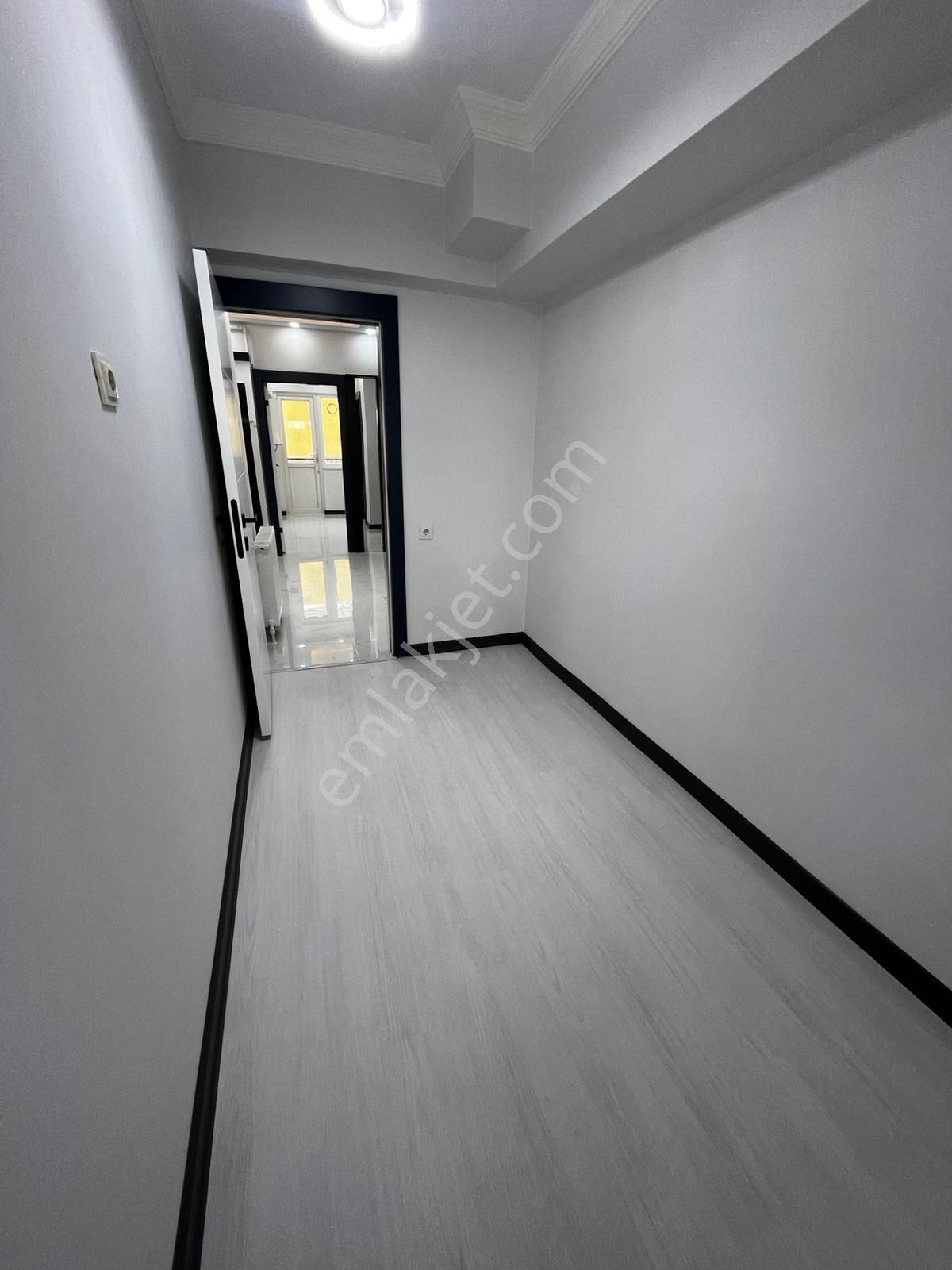 Etimesgut Süvari Mh.de Ultra Lüks Yapılı 2+1 Satılık Daire - Görsel 17