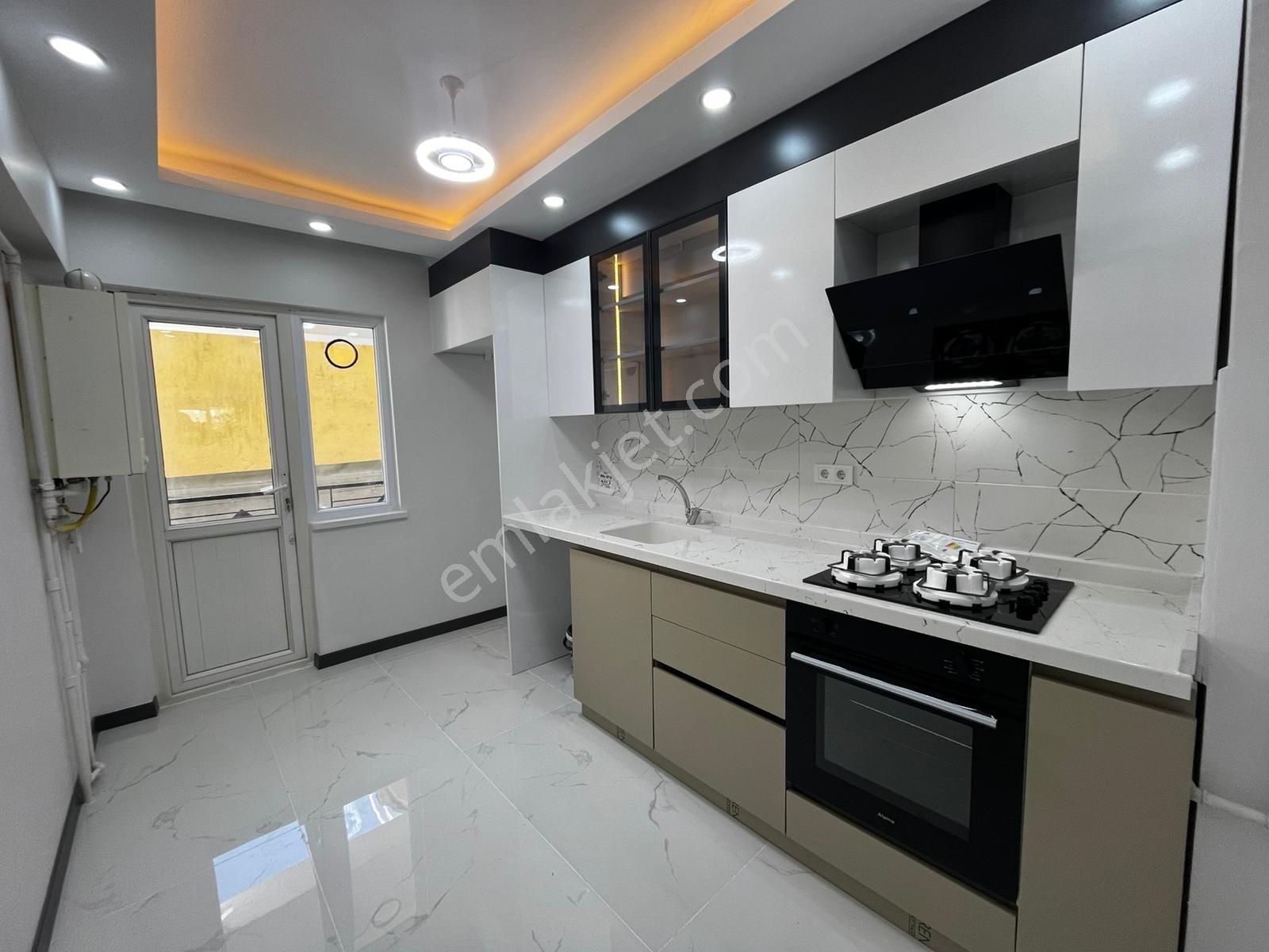 Etimesgut Süvari Mh.de Ultra Lüks Yapılı 2+1 Satılık Daire - Görsel 2