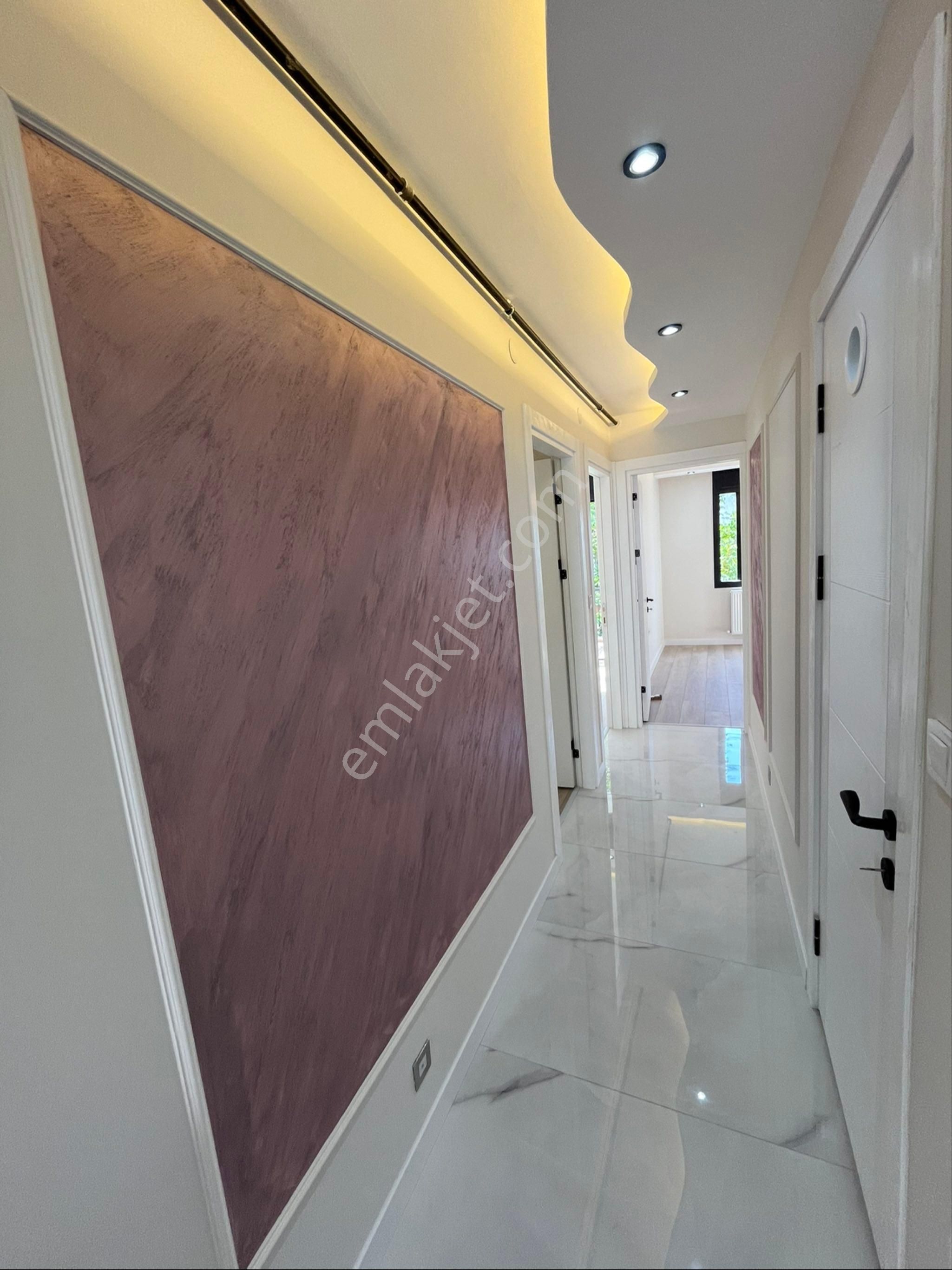 Ogün'den Güzelyalı Merkez'de Full+ Full 3+1 Doğalgazı Satılık Daire - Görsel 8