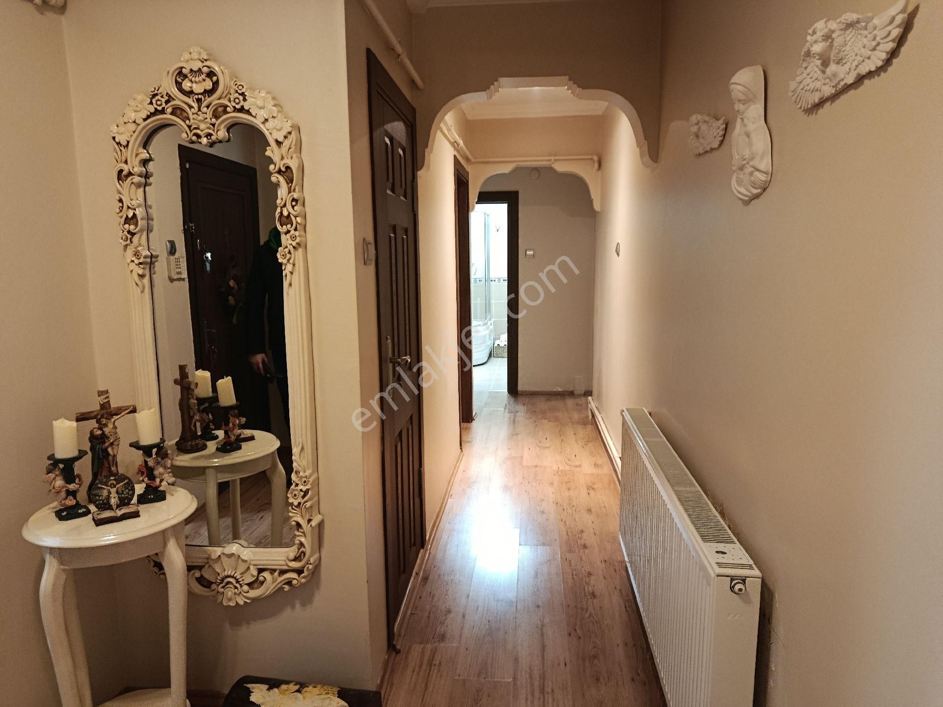 Fatih Kocamustafapaşa Hacı Kadın Hamamı Civarında Satılık 3oda 1salon Full Yapılı Da - Görsel 7