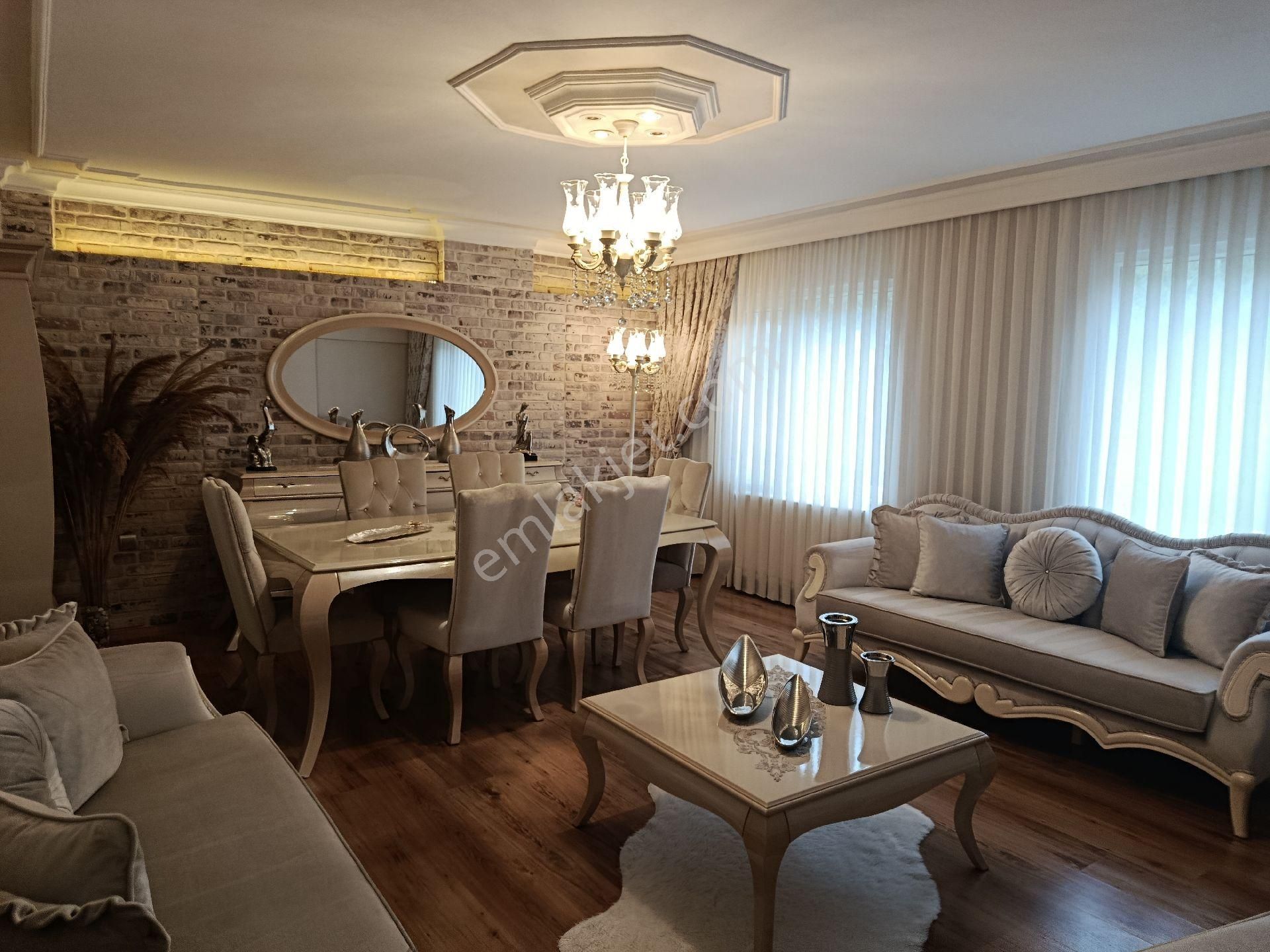 Fatih Kocamustafapaşa Hacı Kadın Hamamı Civarında Satılık 3oda 1salon Full Yapılı Da - Görsel 4