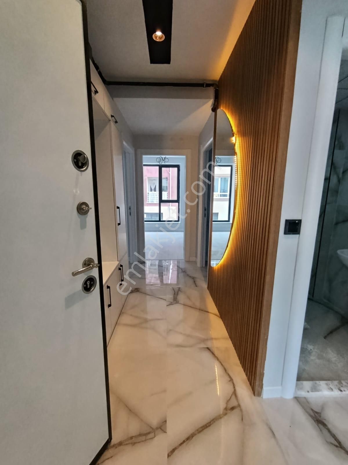 Çamlıca Mahallesinde 3+1 Sıfır Daireler - Görsel 17