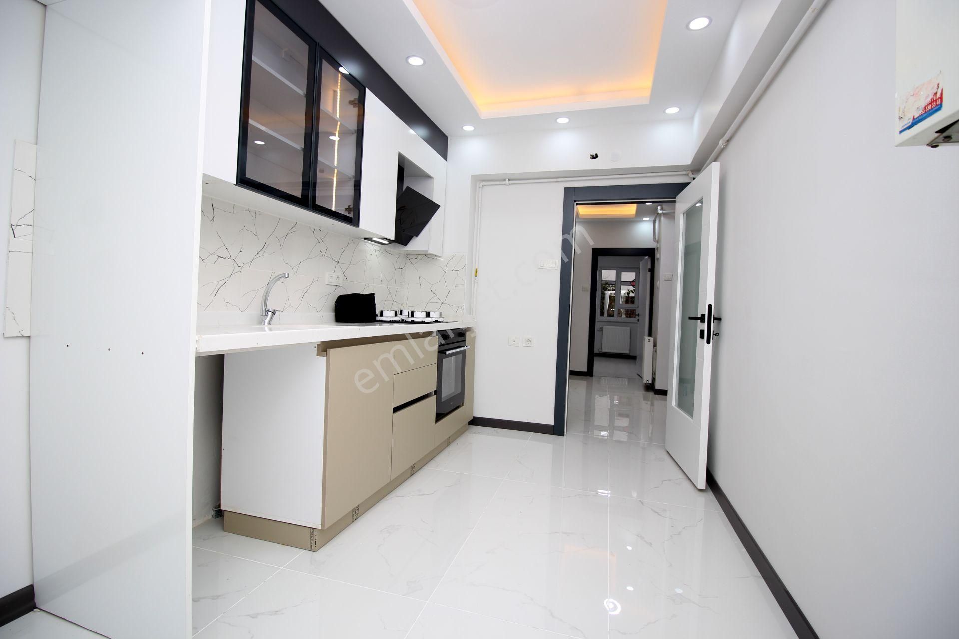 Emre Emlak'tan Süvari'de Full+full Yapılı Trene Yakın 2+1 Satılık Daire - Görsel 4