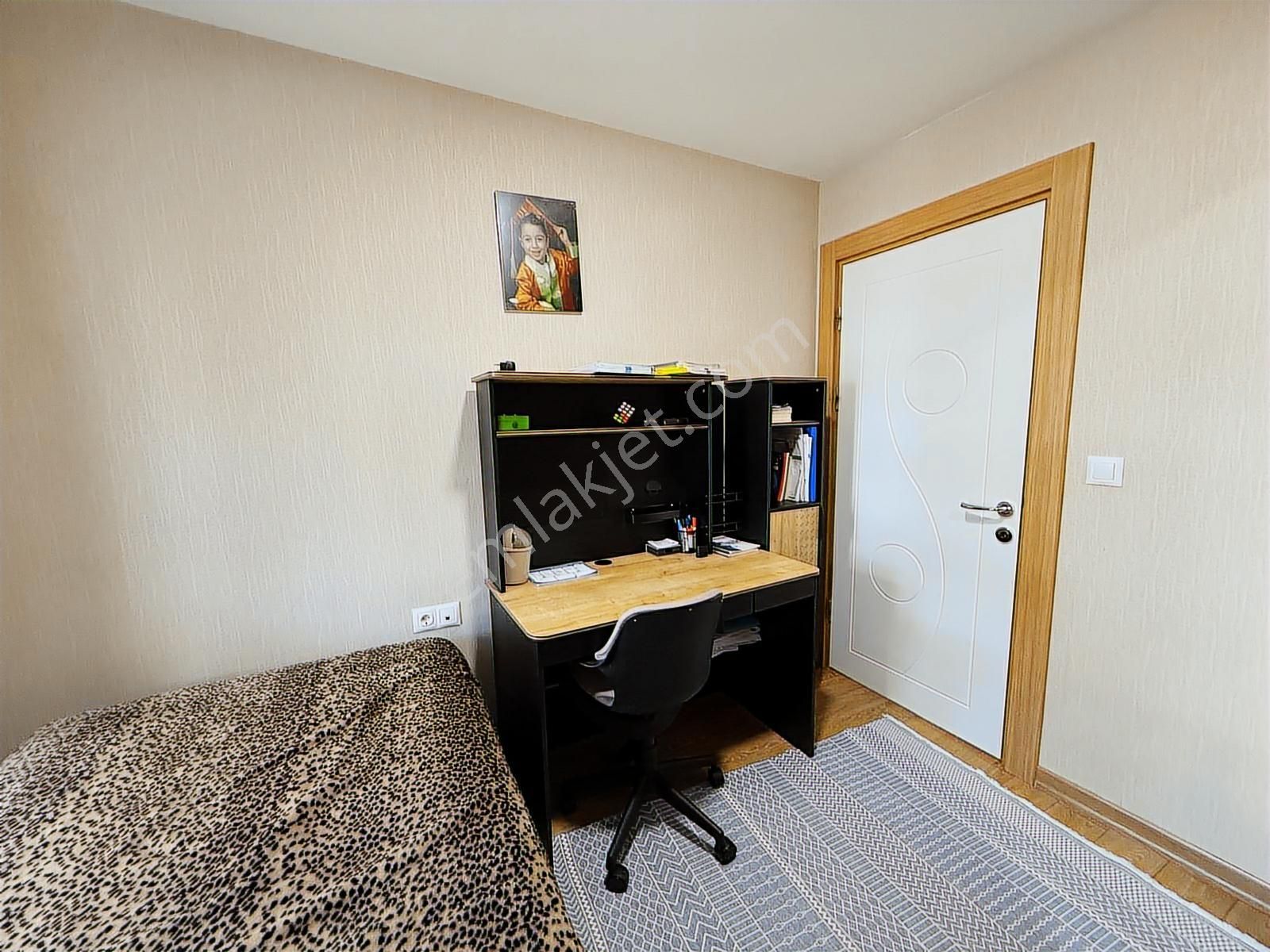 Bosna Hersekte Site İçinde, 3+1 Ara Kat | Yüksek Kira Getirili! - Görsel 7