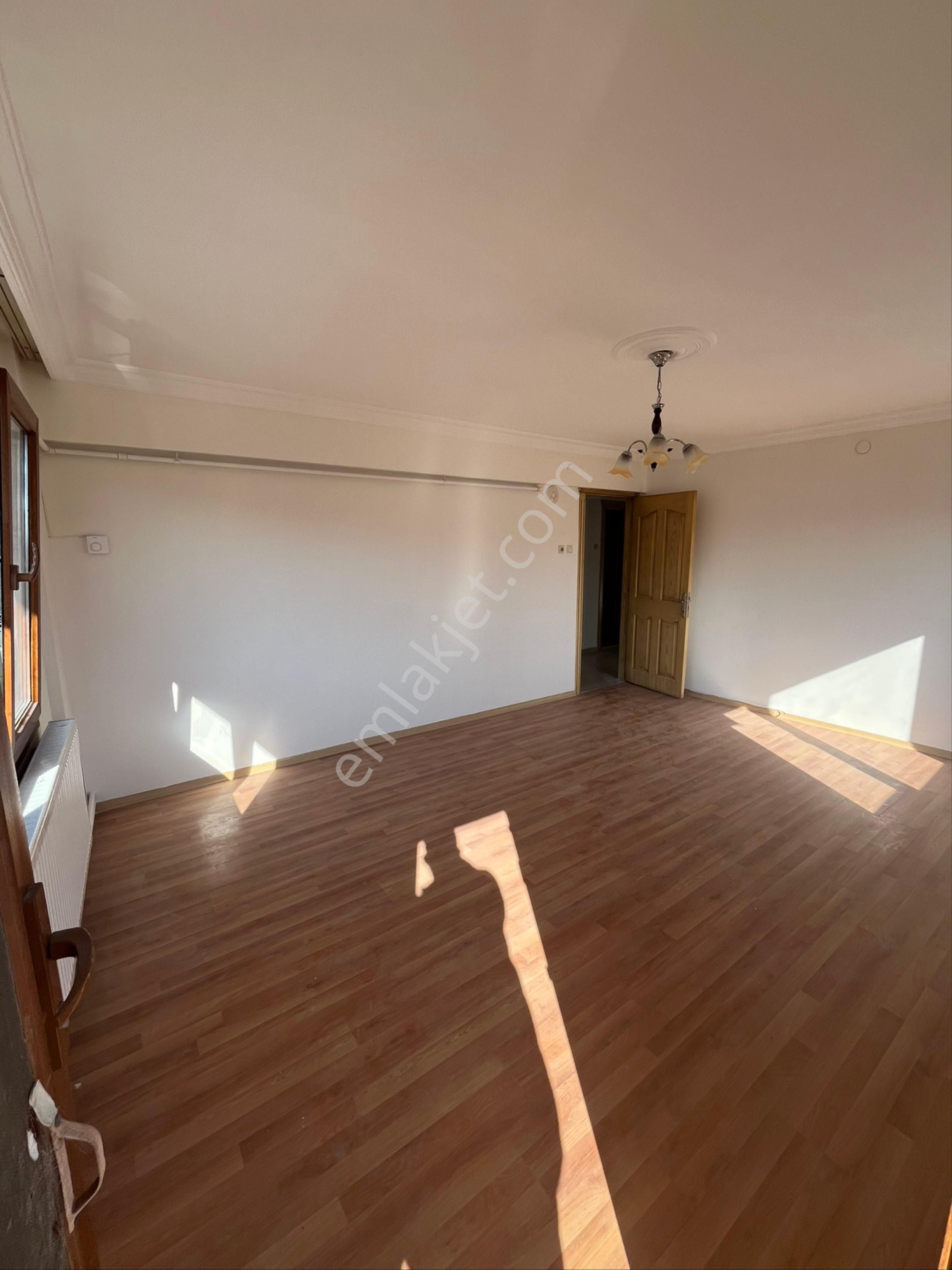 Ogün'den Güzelyalı Merkezde 3+1 Köşe Dogalgazlı Satılık Daire - Görsel 2