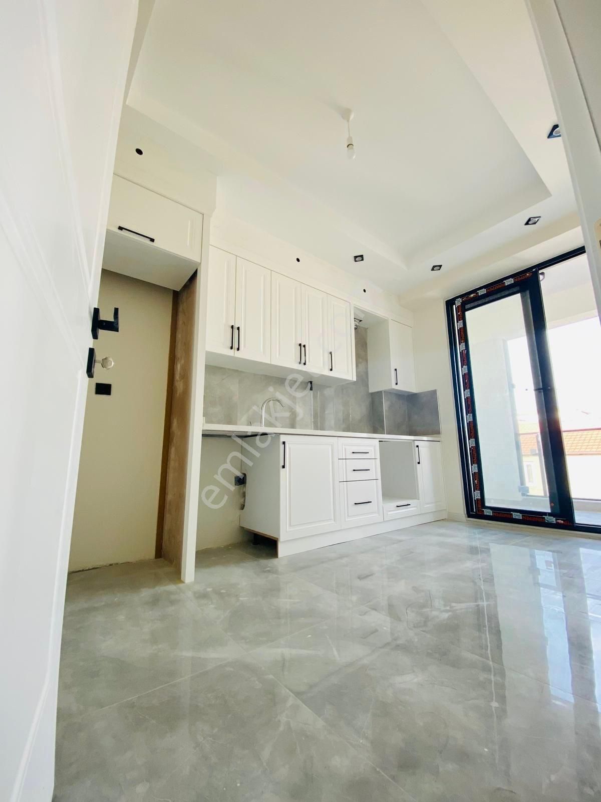 Özmecaz'dan Atalar'da Sıfır 2+1 & 3+1 Asansörlü Oturuma Hazır Daireler