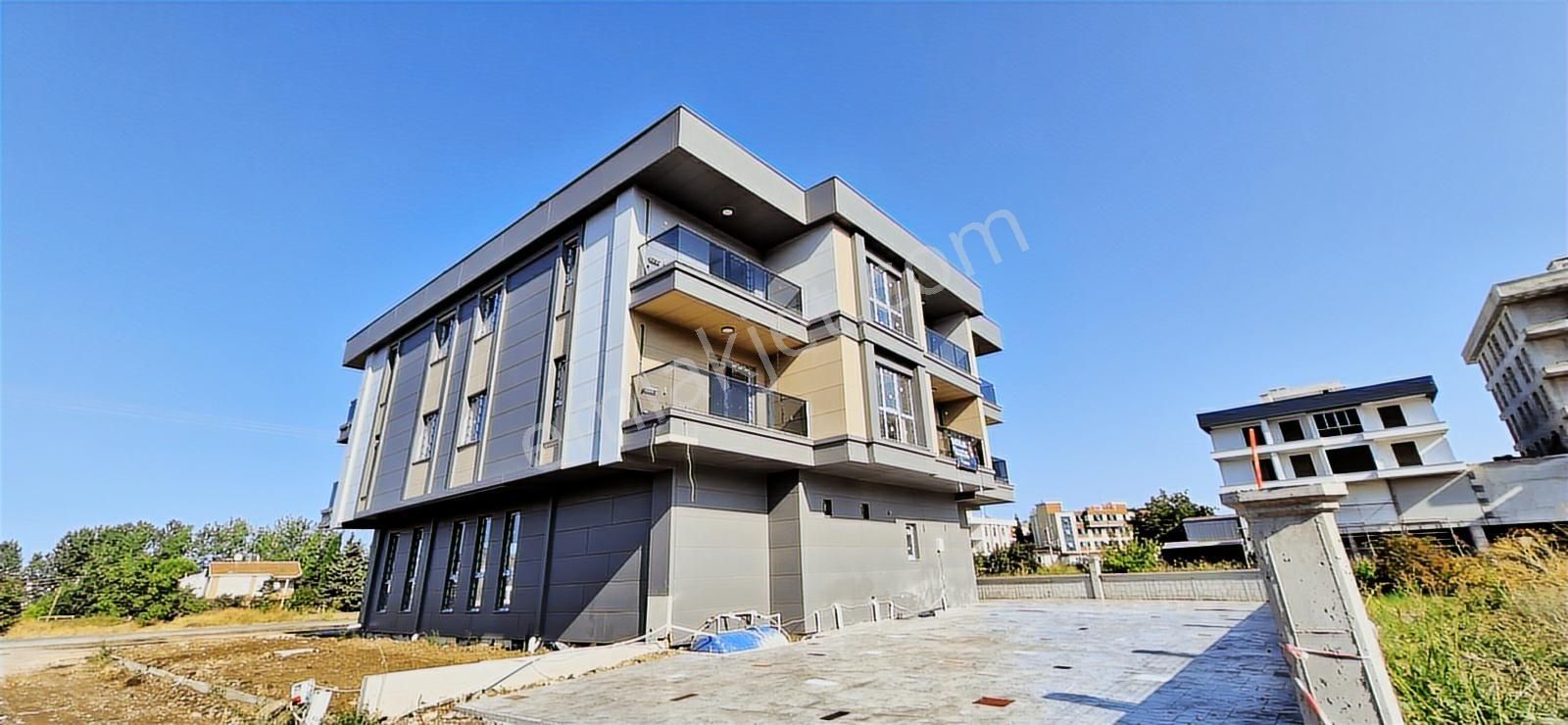 Sahile Yakın , Anayol Altında, Tramvay Projesine Cephe - Görsel 28