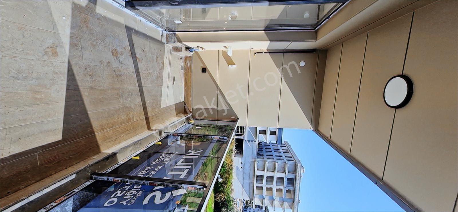 Sahile Yakın , Anayol Altında, Tramvay Projesine Cephe - Görsel 6