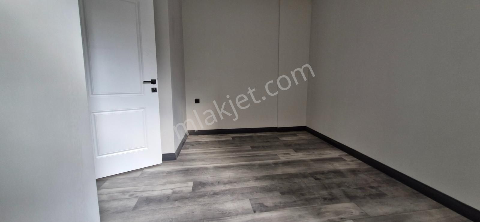 Bahçeli , Manzaralı , Özel Okullar Bölgesinde 1+1 - Görsel 33